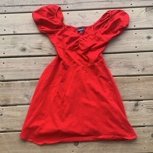 modcloth red flirt alert puff sleeve dress – size large